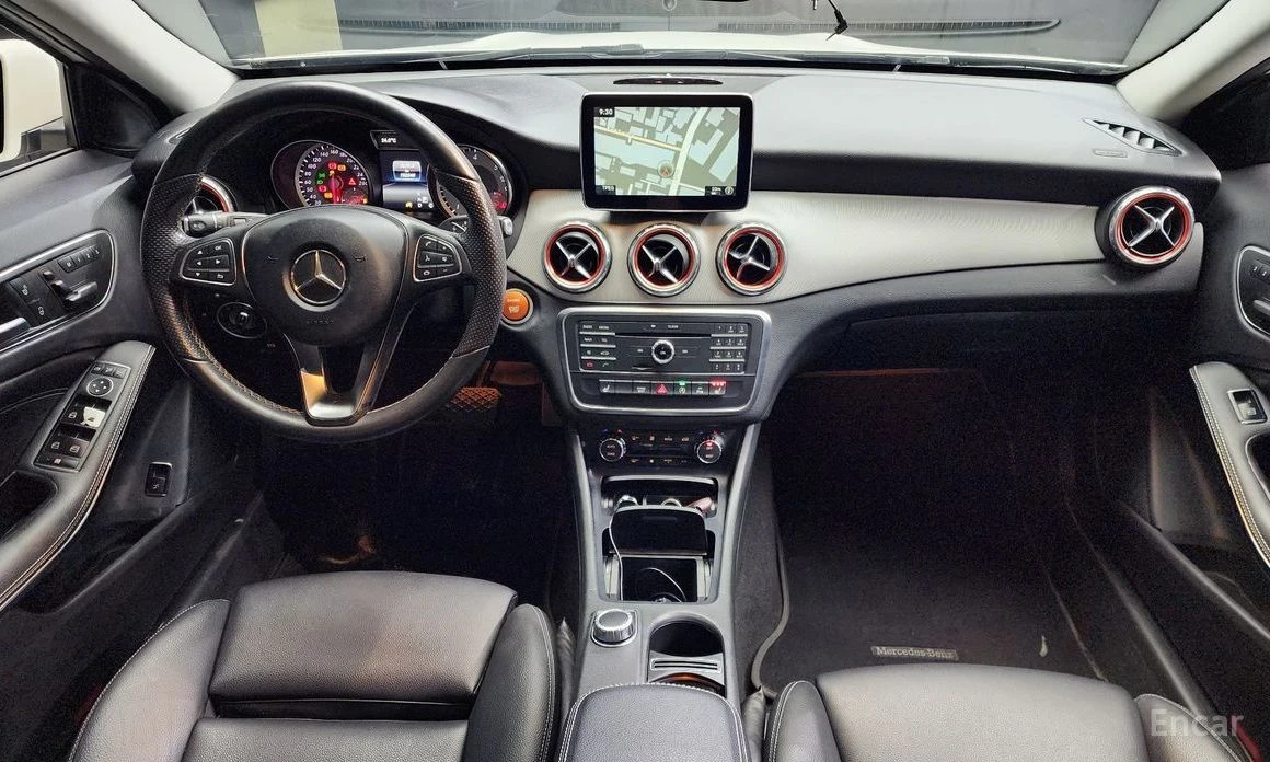 Mercedes-Benz GLA 200  - изображение 7