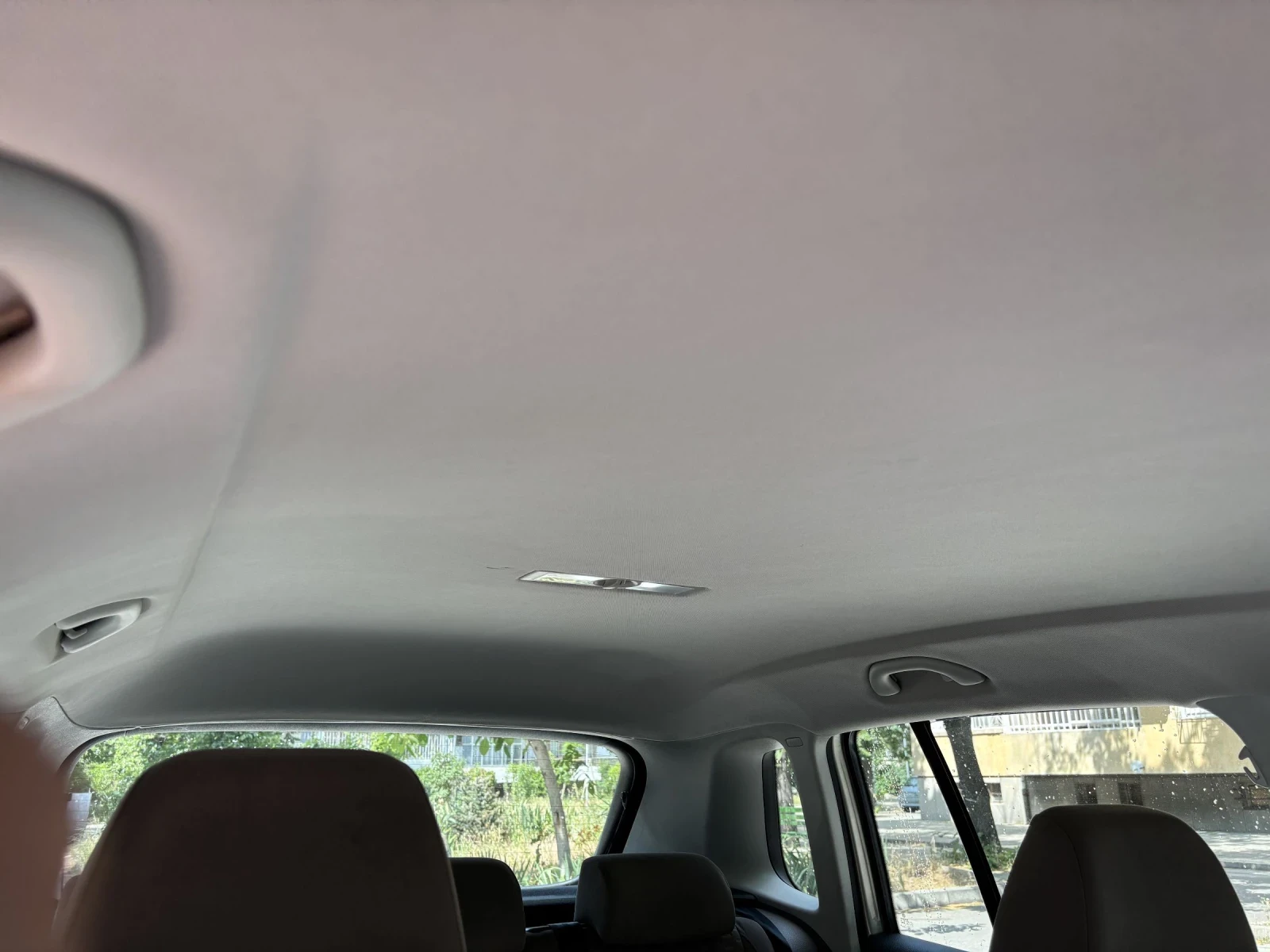 VW Tiguan, снимка 8 - Автомобили и джипове - 54016994