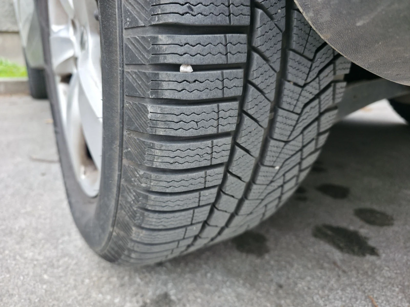 VW Tiguan, снимка 17 - Автомобили и джипове - 54016994