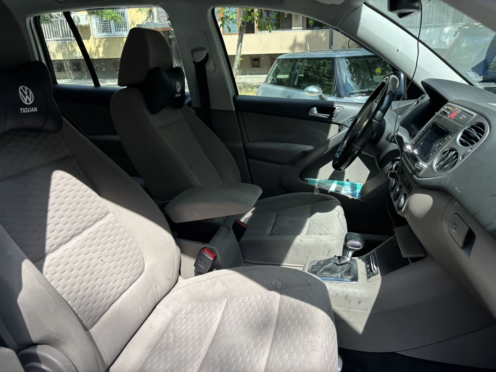 VW Tiguan, снимка 5 - Автомобили и джипове - 54016994