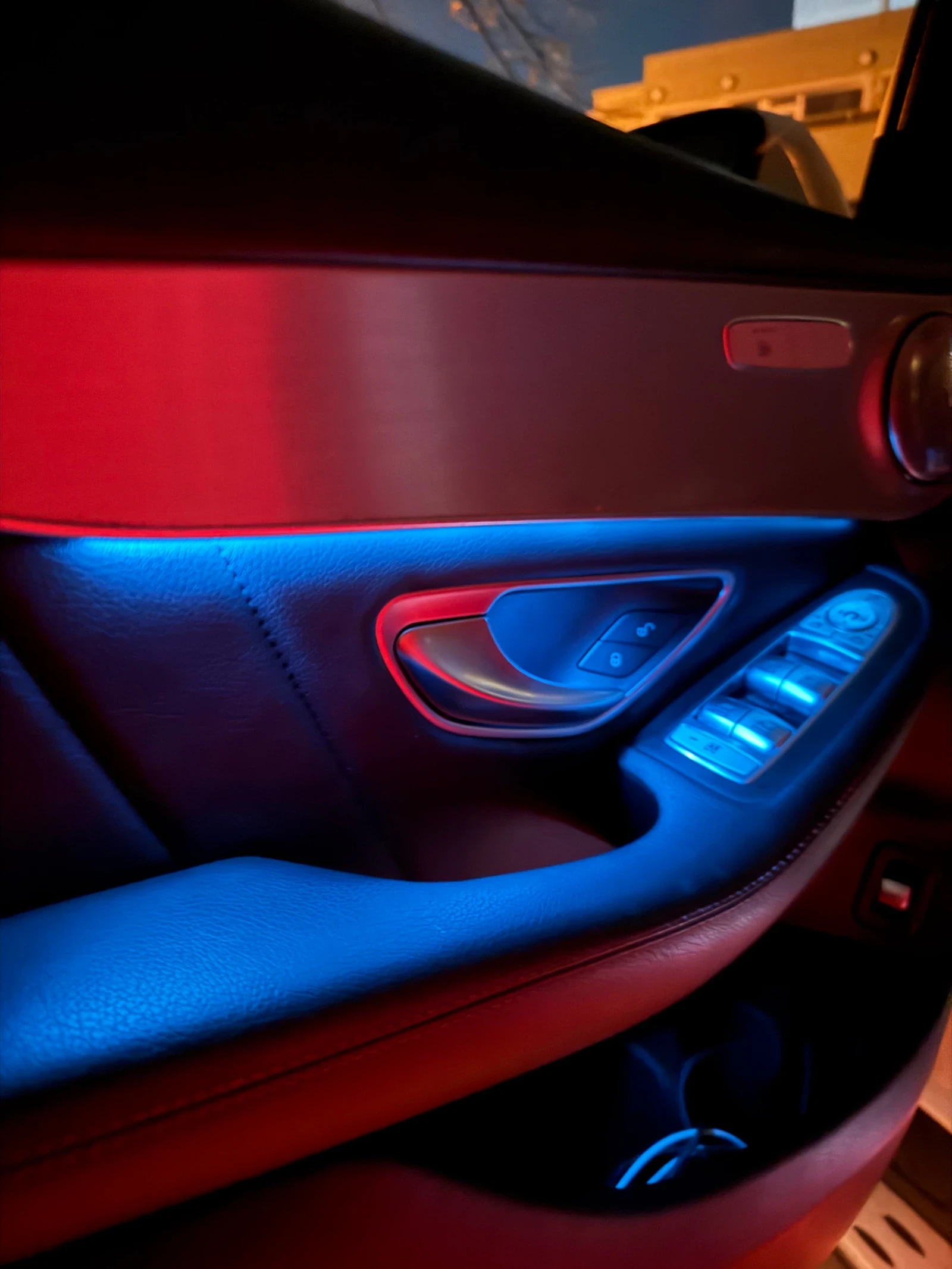 Mercedes-Benz GLC 250 COUPE/4-Matic/360-Camera, снимка 14 - Автомобили и джипове - 54131028