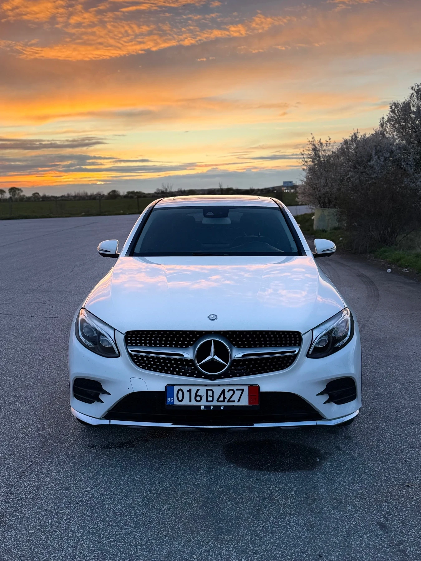 Mercedes-Benz GLC 250 COUPE/4-Matic/360-Camera, снимка 2 - Автомобили и джипове - 54131028