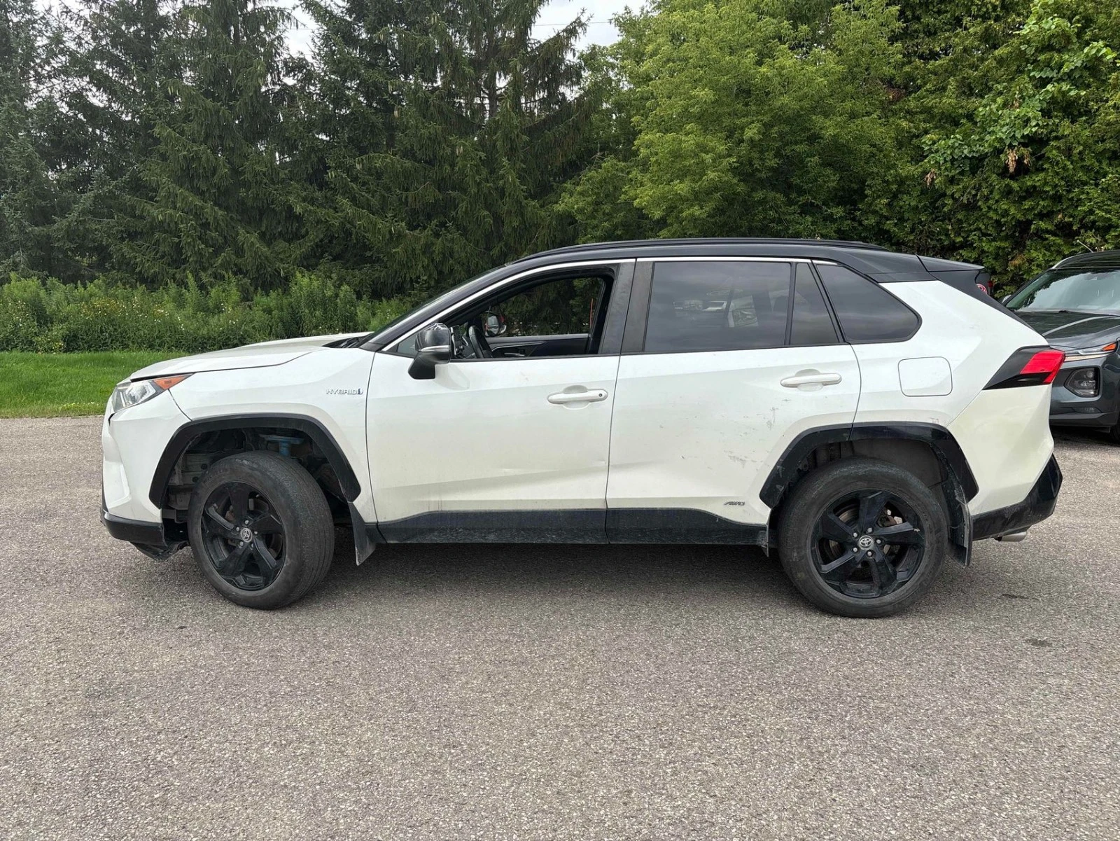 Toyota Rav4 HYBRID ЦЕНА ДО БЪЛГАРИЯ РЕГИСТРАЦИЯ & АВТОКРЕДИТ, снимка 3 - Автомобили и джипове - 55458526
