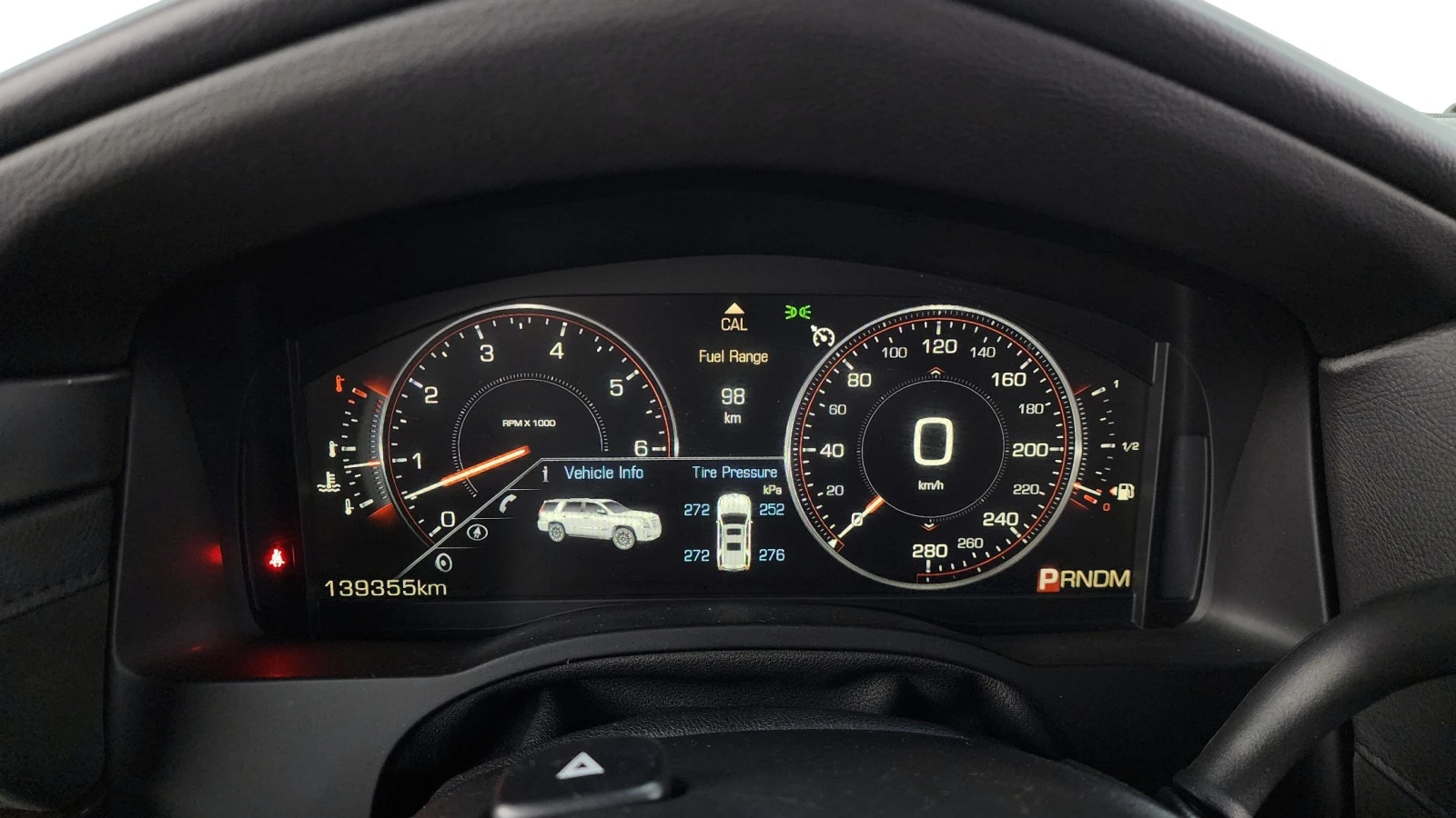 Cadillac Escalade, снимка 9 - Автомобили и джипове - 55527569