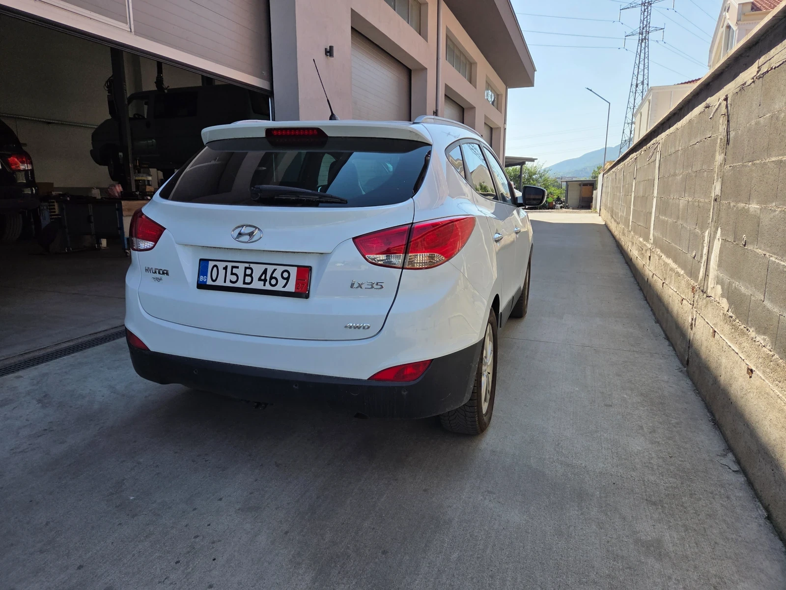 Hyundai IX35 2.0 4?4 газ топ, снимка 3 - Автомобили и джипове - 55538885