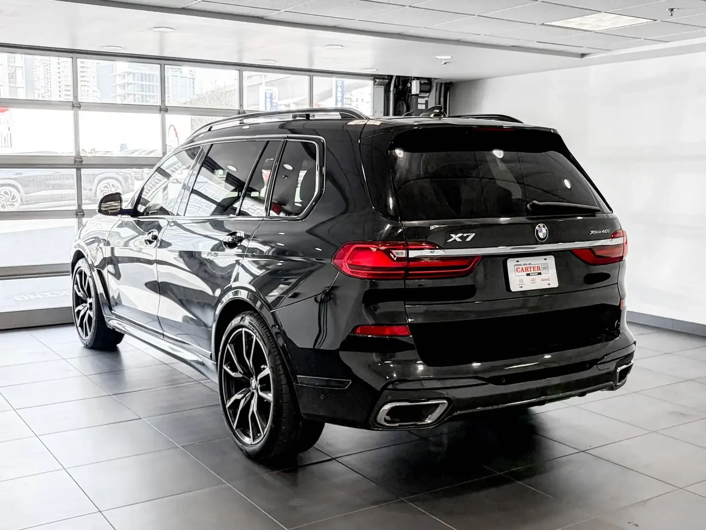 BMW X7 40i* M* SPORT* HARMON* KARDON* ДИСТРОНИК* 360КАМЕР, снимка 2 - Автомобили и джипове - 55979849