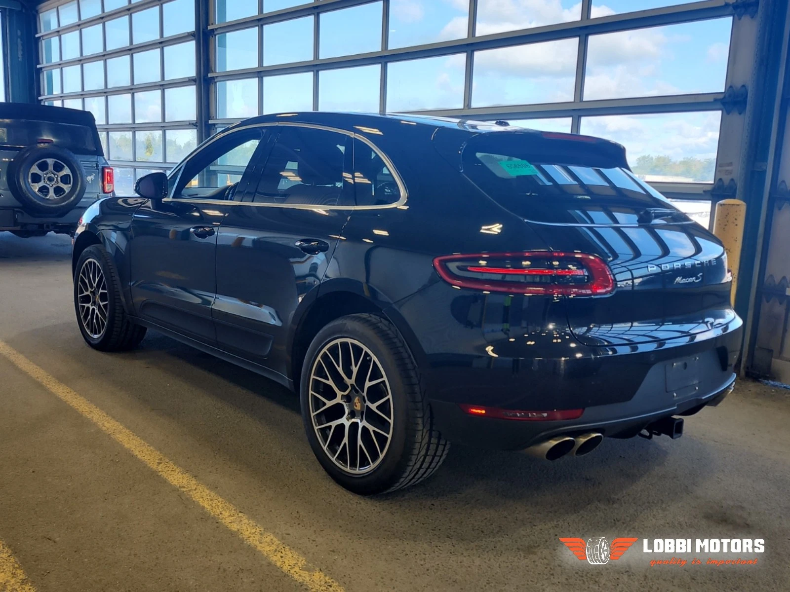 Porsche Macan, снимка 4 - Автомобили и джипове - 56104034