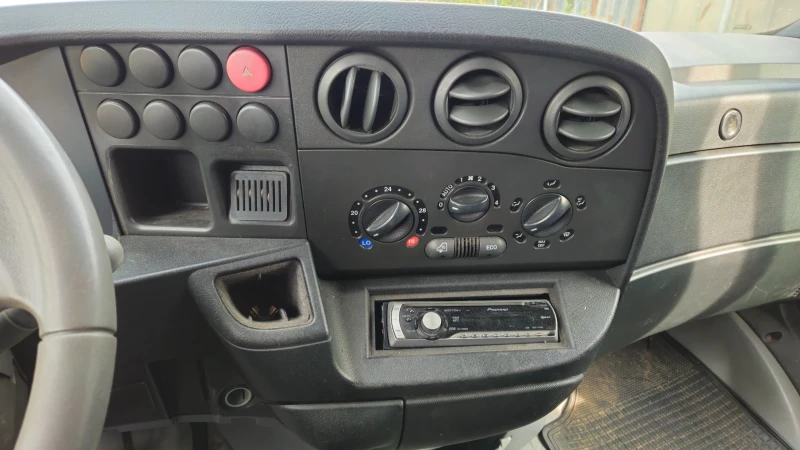 Iveco Daily 2.3jtd/на части , снимка 8 - Бусове и автобуси - 52171623
