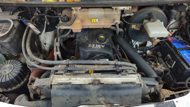 Iveco Daily 2.3jtd/на части , снимка 6 - Бусове и автобуси - 52171623
