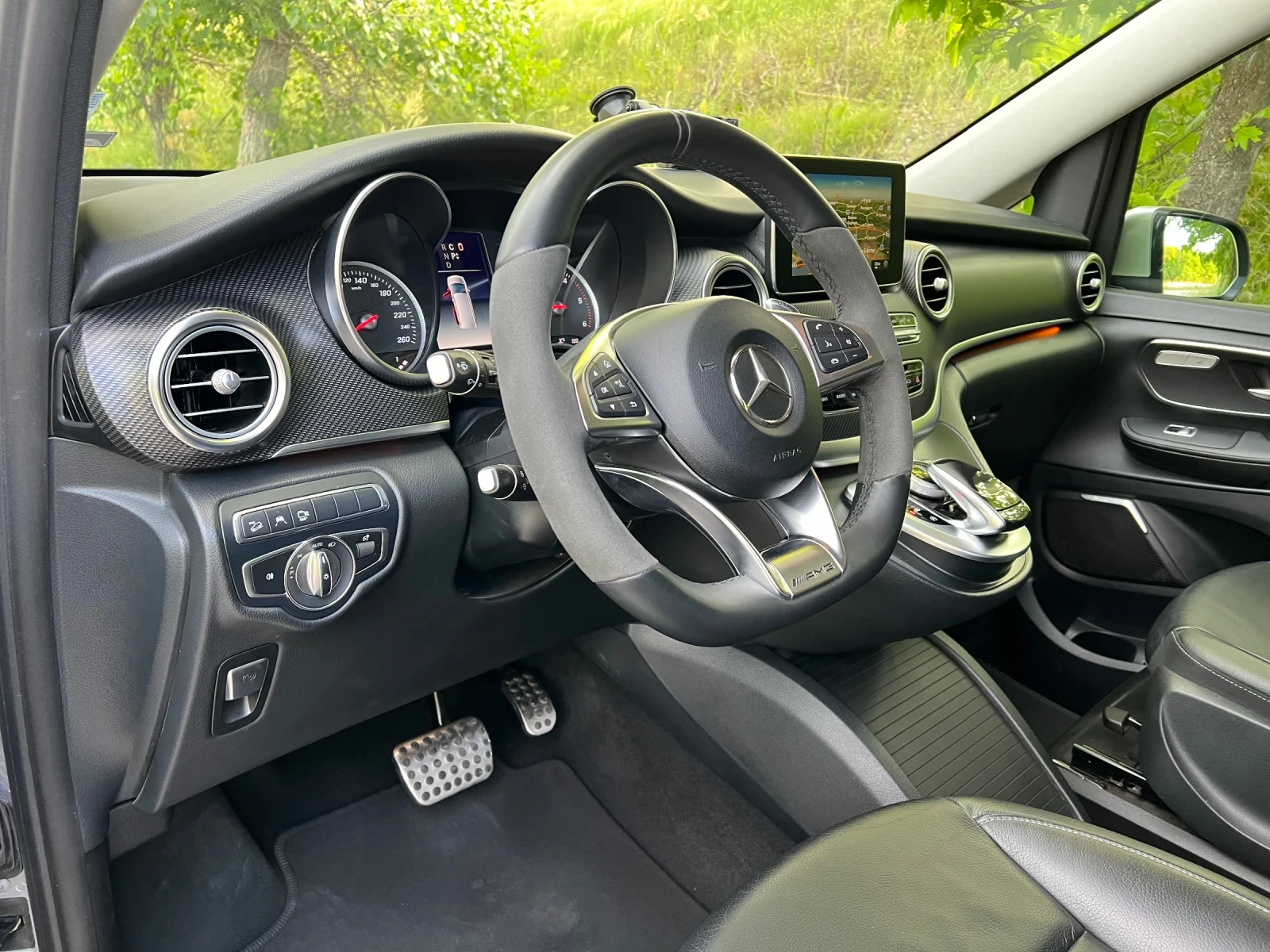 Mercedes-Benz V 250 AMG/4-Matic, снимка 7 - Бусове и автобуси - 54358029