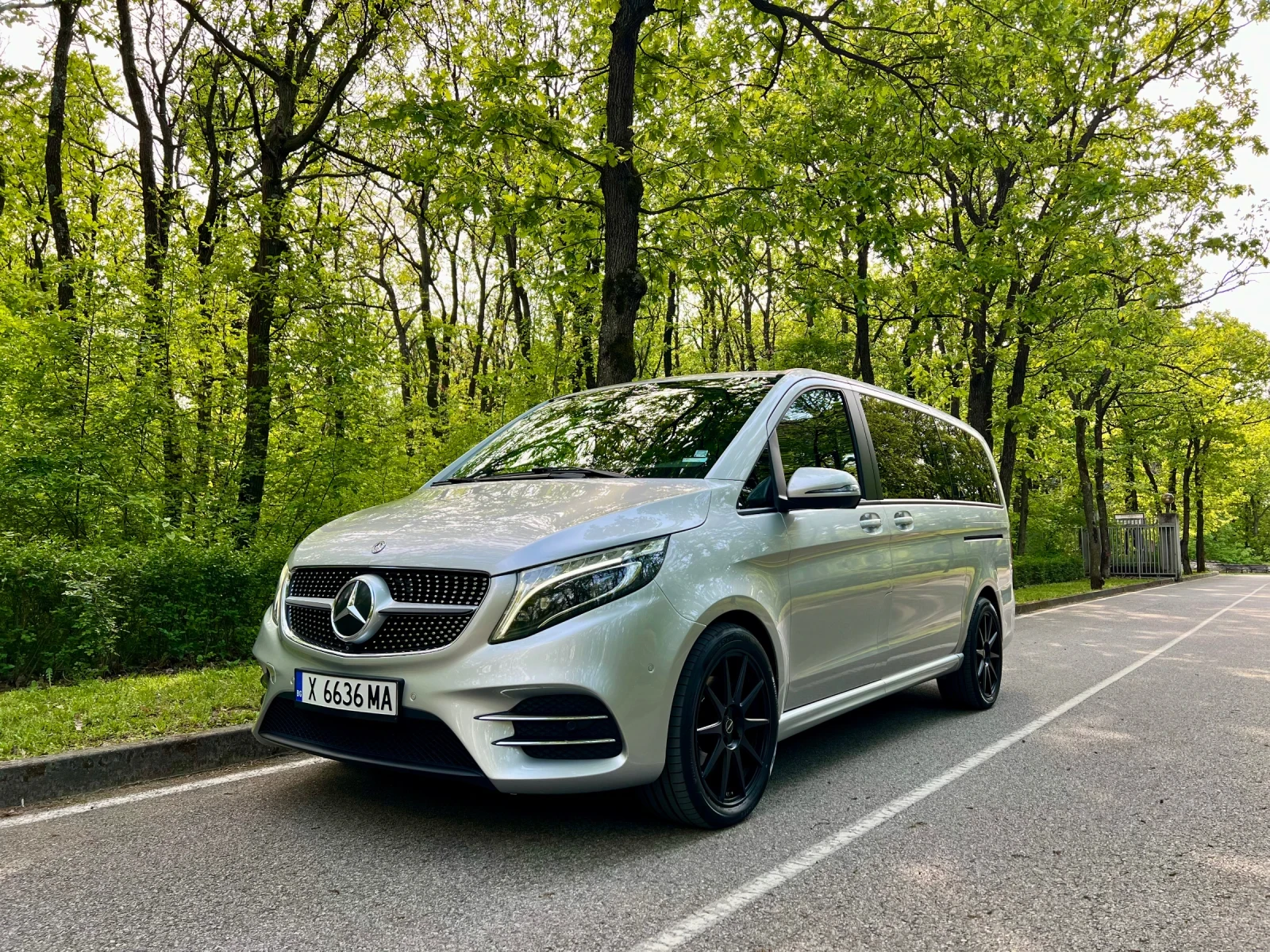 Mercedes-Benz V 250 AMG/4-Matic, снимка 4 - Бусове и автобуси - 54358029