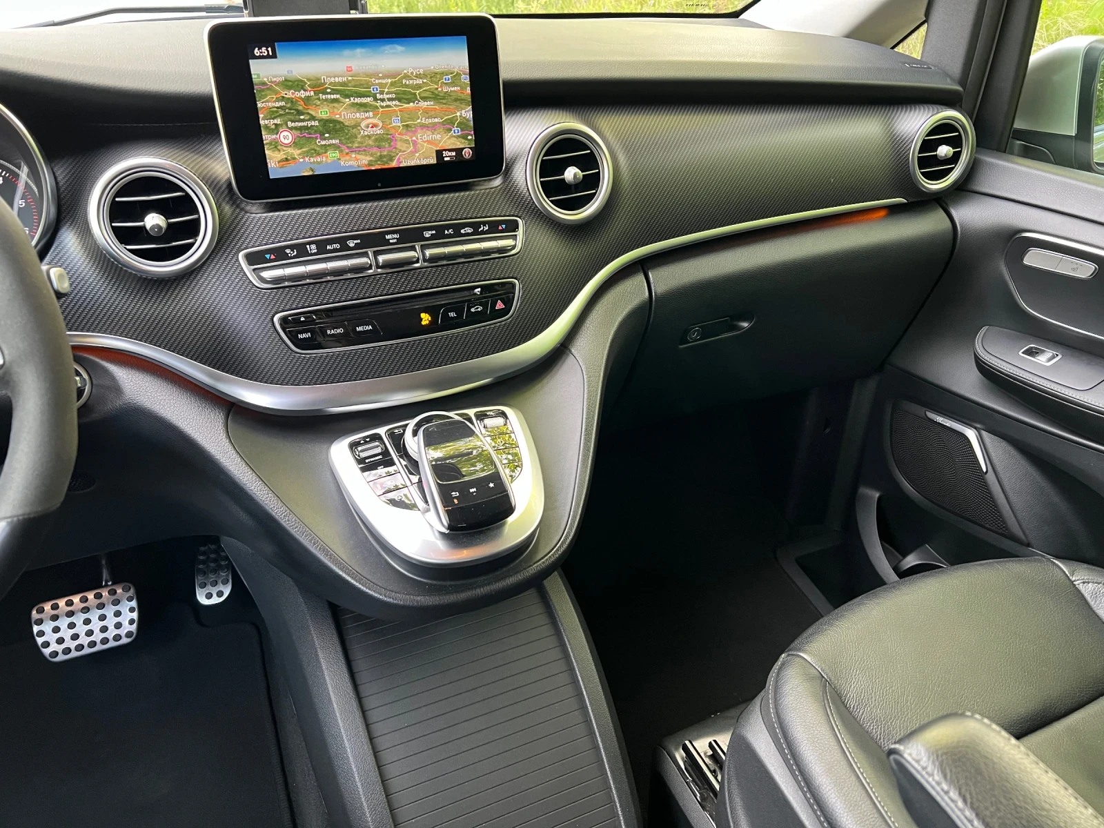 Mercedes-Benz V 250 AMG/4-Matic, снимка 8 - Бусове и автобуси - 54358029