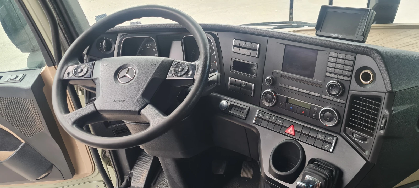 Mercedes-Benz Actros, снимка 11 - Камиони - 56220852