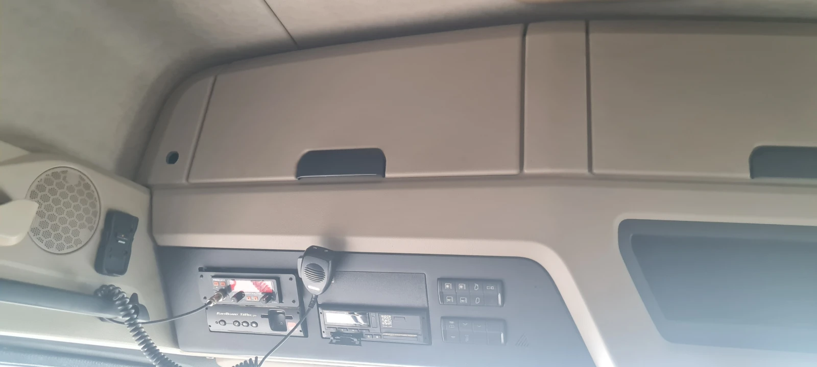 Mercedes-Benz Actros, снимка 13 - Камиони - 56220852