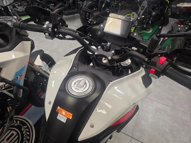 Benelli TRK 702X TRAVEL PACK NEW!!! KM.0!!!Euro 5+ !!! 2025, снимка 3 - Мотоциклети и мототехника - 52356567