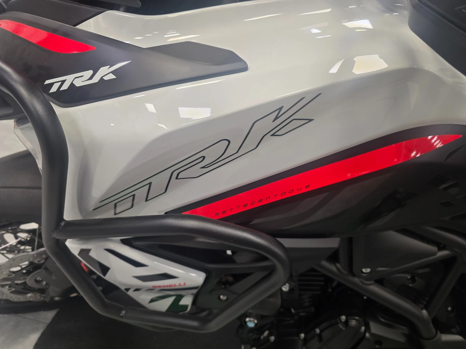 Benelli TRK 702X TRAVEL PACK NEW!!! KM.0!!!Euro 5+ !!! 2025 | Mobile.bg � ����������� 10