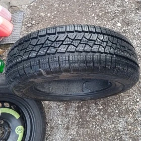 Гуми Всесезонни 195/65R15, снимка 2 - Гуми и джанти - 43991460