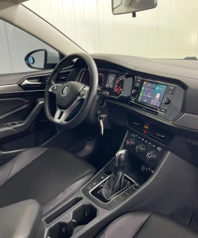 VW Jetta AUTOMAT-CarPlay-AndroidAuto-Кожа- ТОП Състояние!, снимка 15