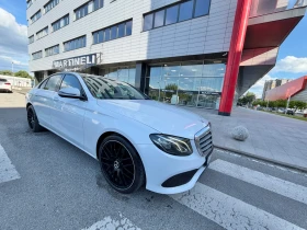 Mercedes-Benz E 220 AMG* 9G* LED* Бяла* Перла, снимка 2