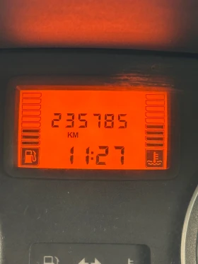 Dacia Sandero 1.4, газ, клима, Laureate закупен от Бг, снимка 16