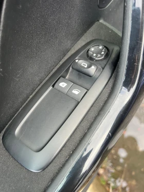 Peugeot 208 | Mobile.bg � ����� ������ 12