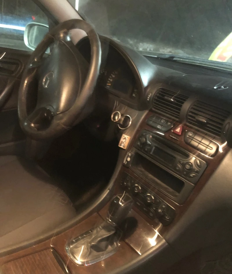 Mercedes-Benz C 270 270 cdi Automat, снимка 4 - Автомобили и джипове - 39652929