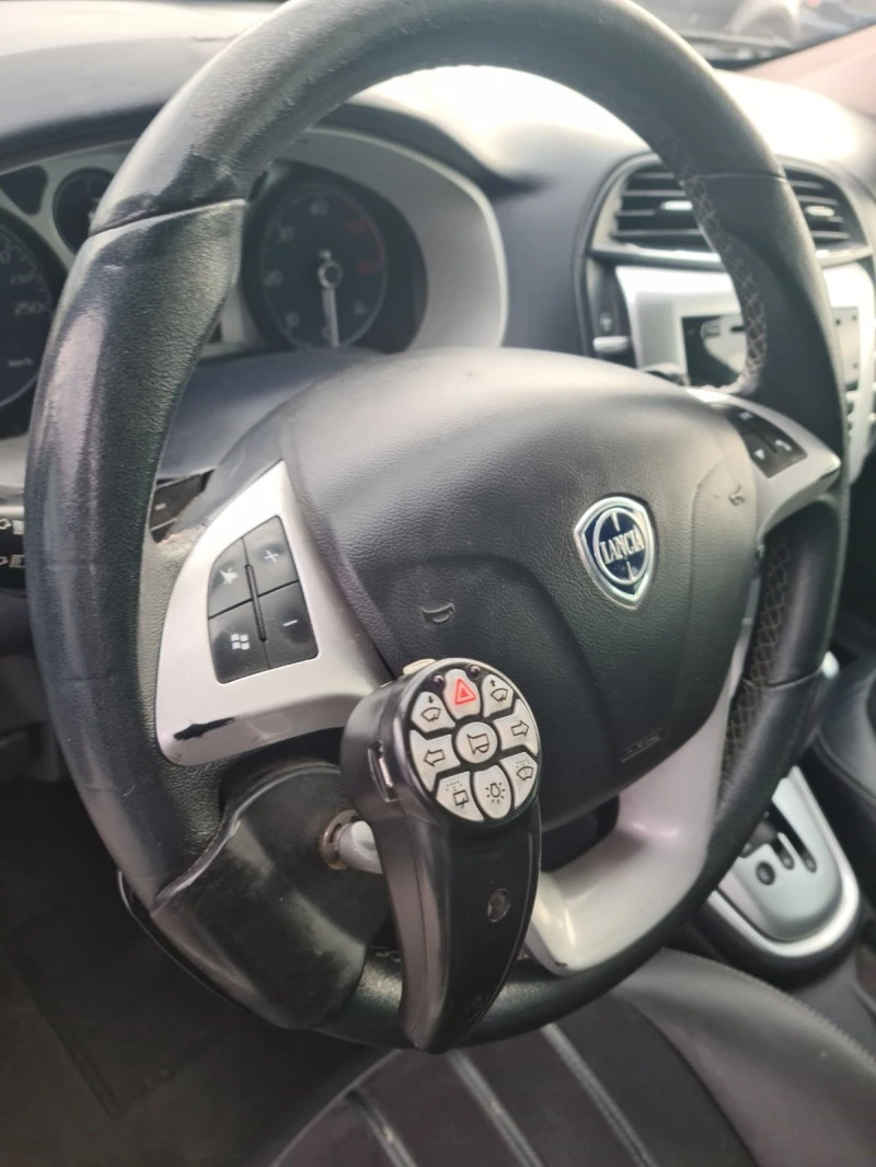 Lancia Delta 1.6DIZEL, снимка 2 - Автомобили и джипове - 46355120