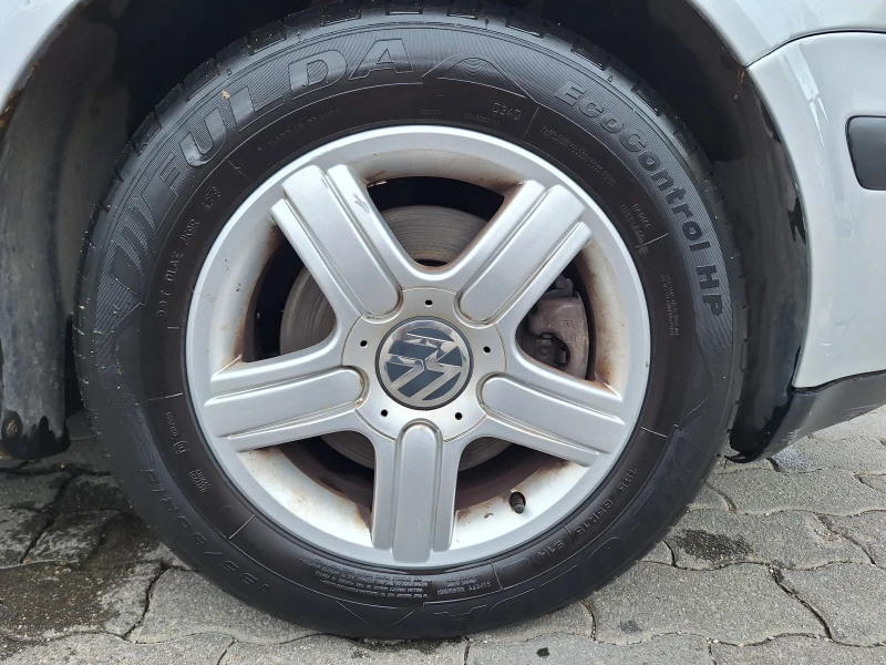 VW Golf 1.9 TDI, 6-скорости, 131к.с, снимка 12 - Автомобили и джипове - 47246994