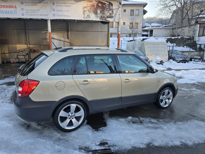 Skoda Fabia Scout, снимка 5 - Автомобили и джипове - 49295999