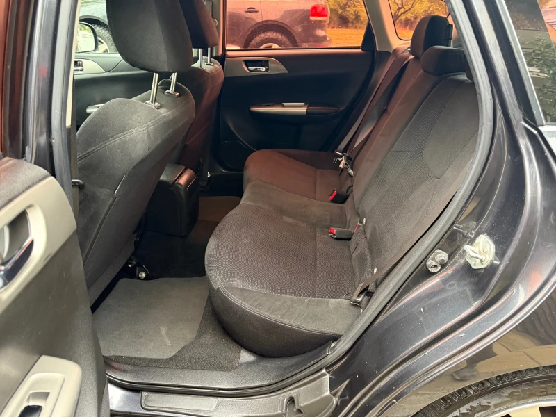 Subaru Impreza 1.5R GAZ injection, снимка 10 - Автомобили и джипове - 51989798