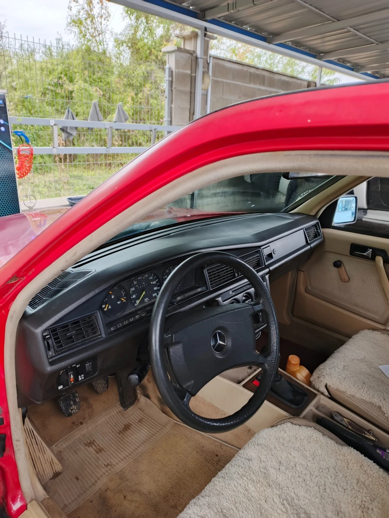 Mercedes-Benz 190, снимка 6 - Автомобили и джипове - 52396650