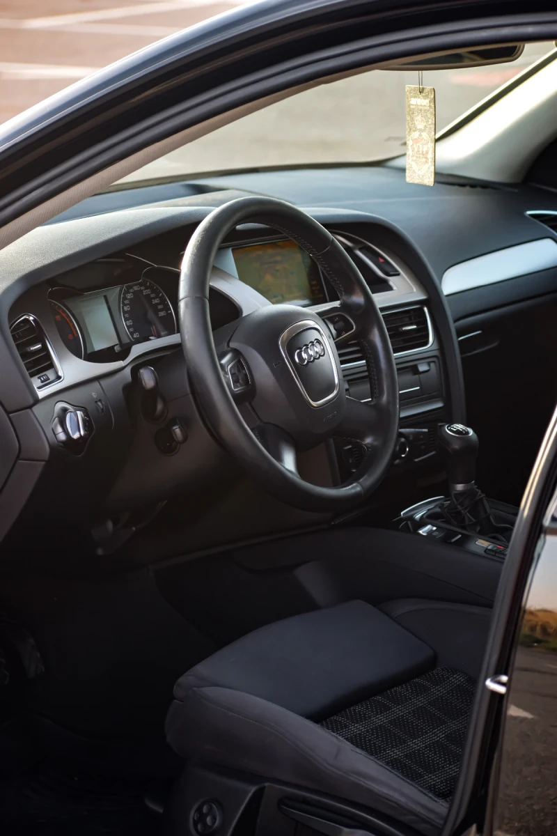 Audi A4 B8, снимка 9 - Автомобили и джипове - 52831431