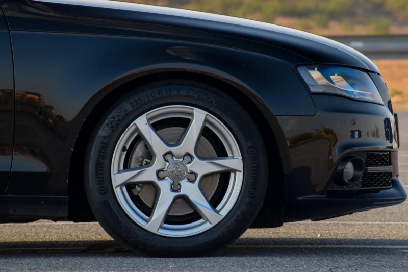 Audi A4 B8, снимка 4 - Автомобили и джипове - 52831431