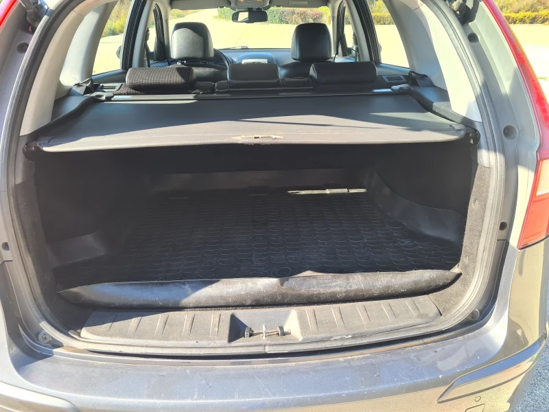 Hyundai I30 Combi 1.6 Crdi 116 k.c, снимка 5 - Автомобили и джипове - 52176348