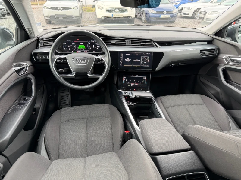 Audi E-Tron 55 Quattro, Sportback, 95kWh, В Гаранция, 12.2020г, снимка 11 - Автомобили и джипове - 53412192
