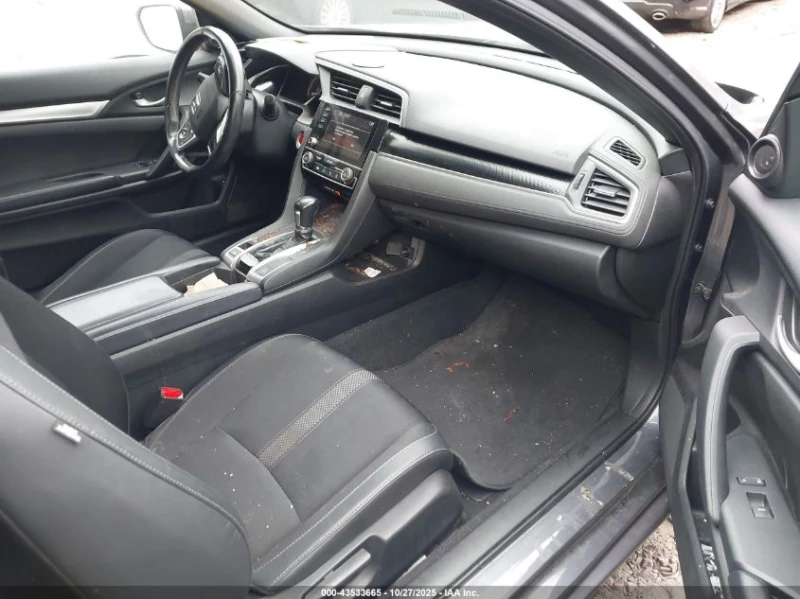 Honda Civic 2.0L I-4 DOHC, VVT, 158HP Front Wheel Drive, снимка 10 - Автомобили и джипове - 53514119