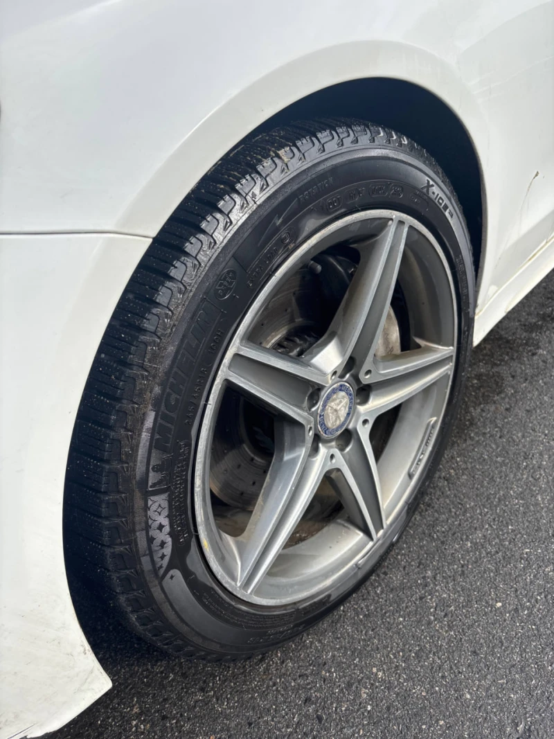 Mercedes-Benz C 300 4MATIC * AMG PACK* ПОДГРЕВИ* ПАНОРАМА* КАМЕРА* , снимка 6 - Автомобили и джипове - 53587216