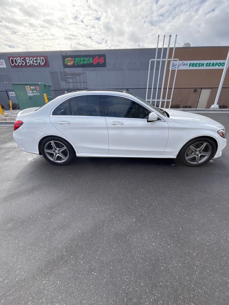 Mercedes-Benz C 300 4MATIC * AMG PACK* ПОДГРЕВИ* ПАНОРАМА* КАМЕРА* , снимка 4 - Автомобили и джипове - 53587216