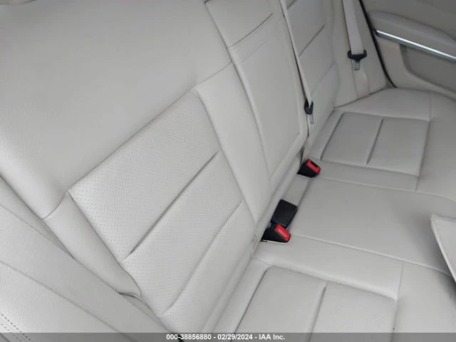 Mercedes-Benz E 350 * CARFAX * АВТОКРЕДИТ БЕЗ ПЪРВОНАЧАЛНА ВНОСКА, снимка 8 - Автомобили и джипове - 55056695