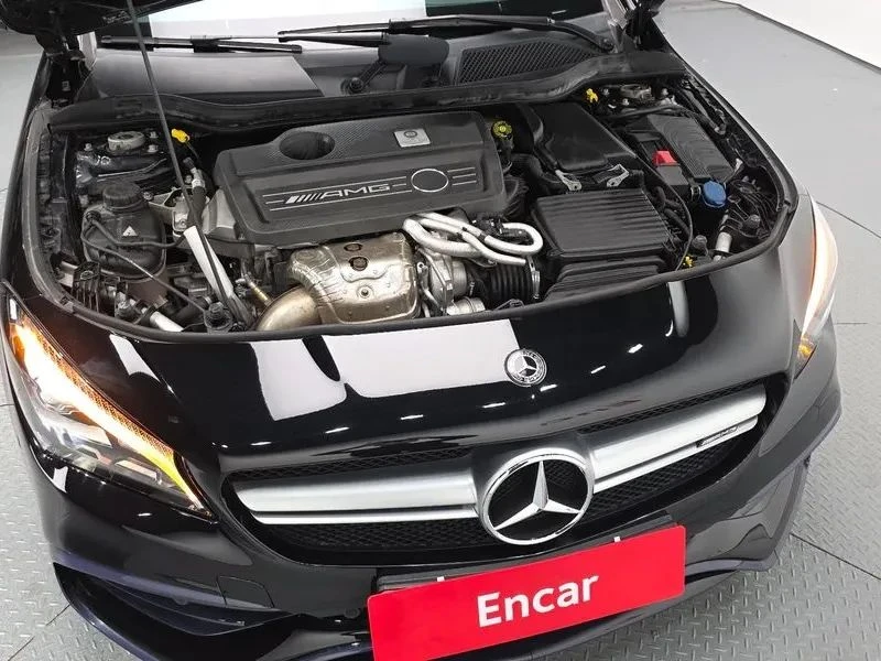 Mercedes-Benz CLA 45 AMG, снимка 5 - Автомобили и джипове - 56690366