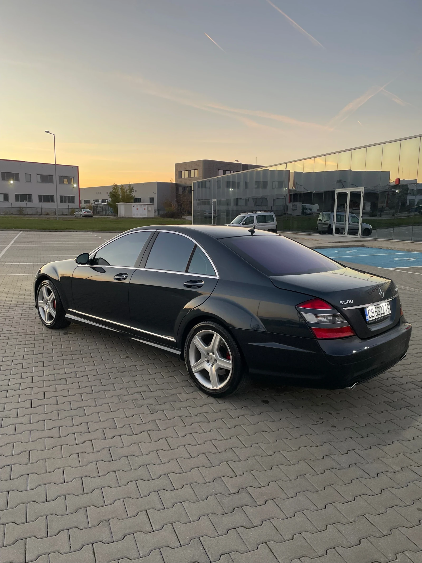 Mercedes-Benz S 500 АМГ ПАКЕТ / 3TV / KEYLESS / FULL - изображение 4