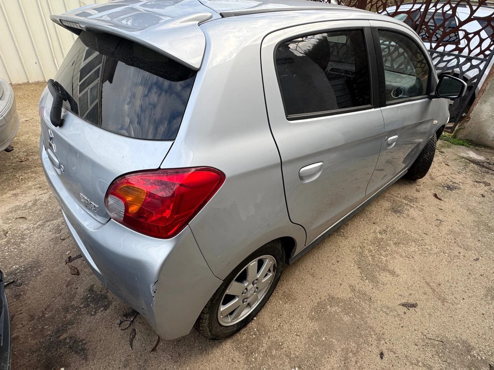 Mitsubishi Space star 1.0VVTI GAZ - изображение 4