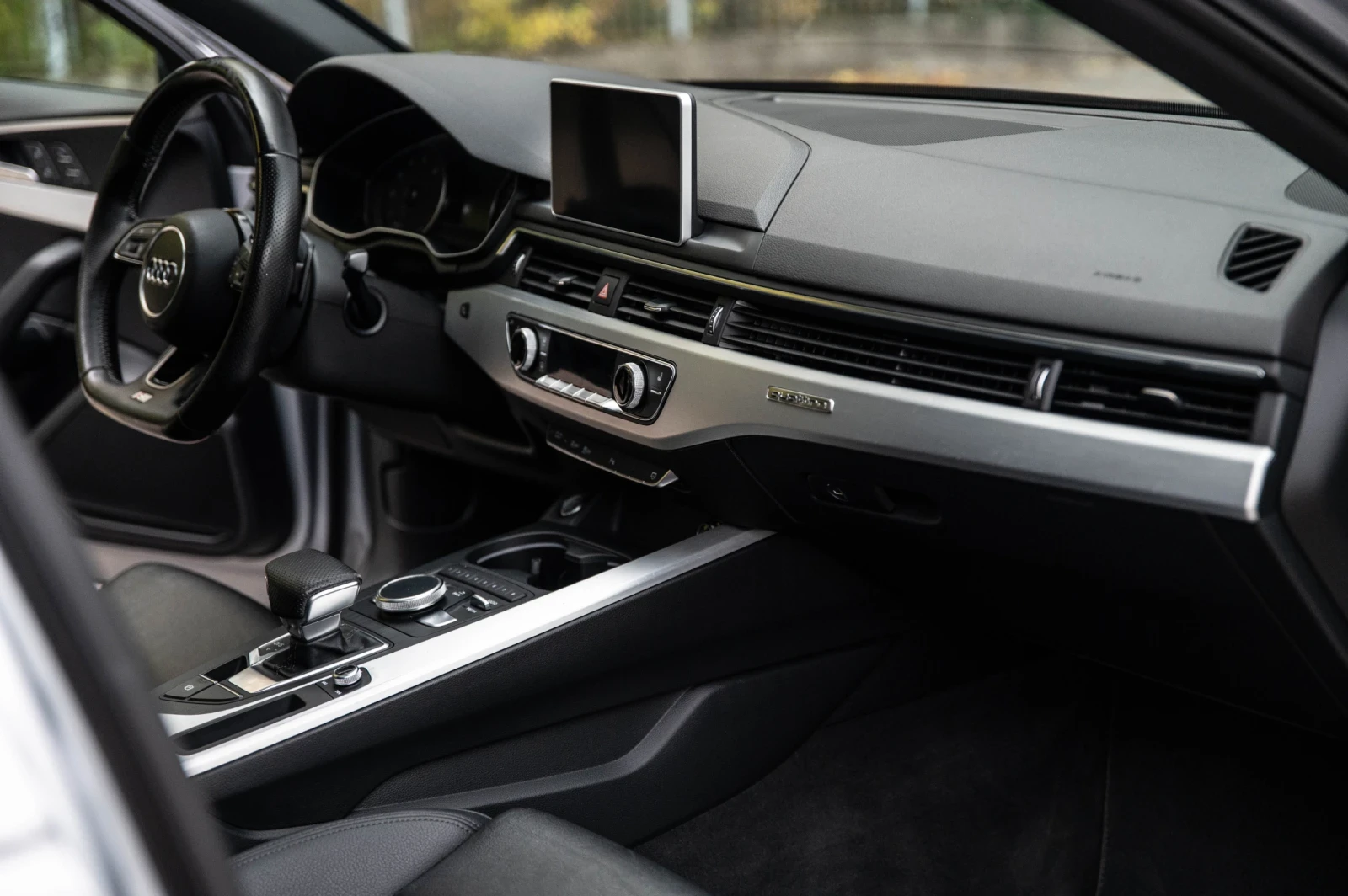 Audi A4 2.0 TFSI / S-line / quattro | Mobile.bg   7