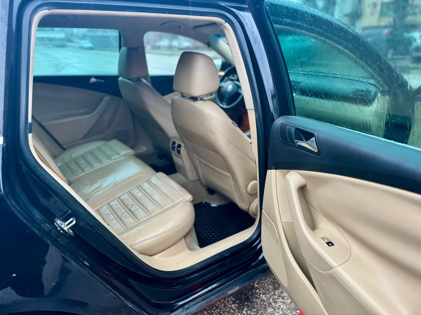 VW Passat 2.0 Дизел - изображение 6