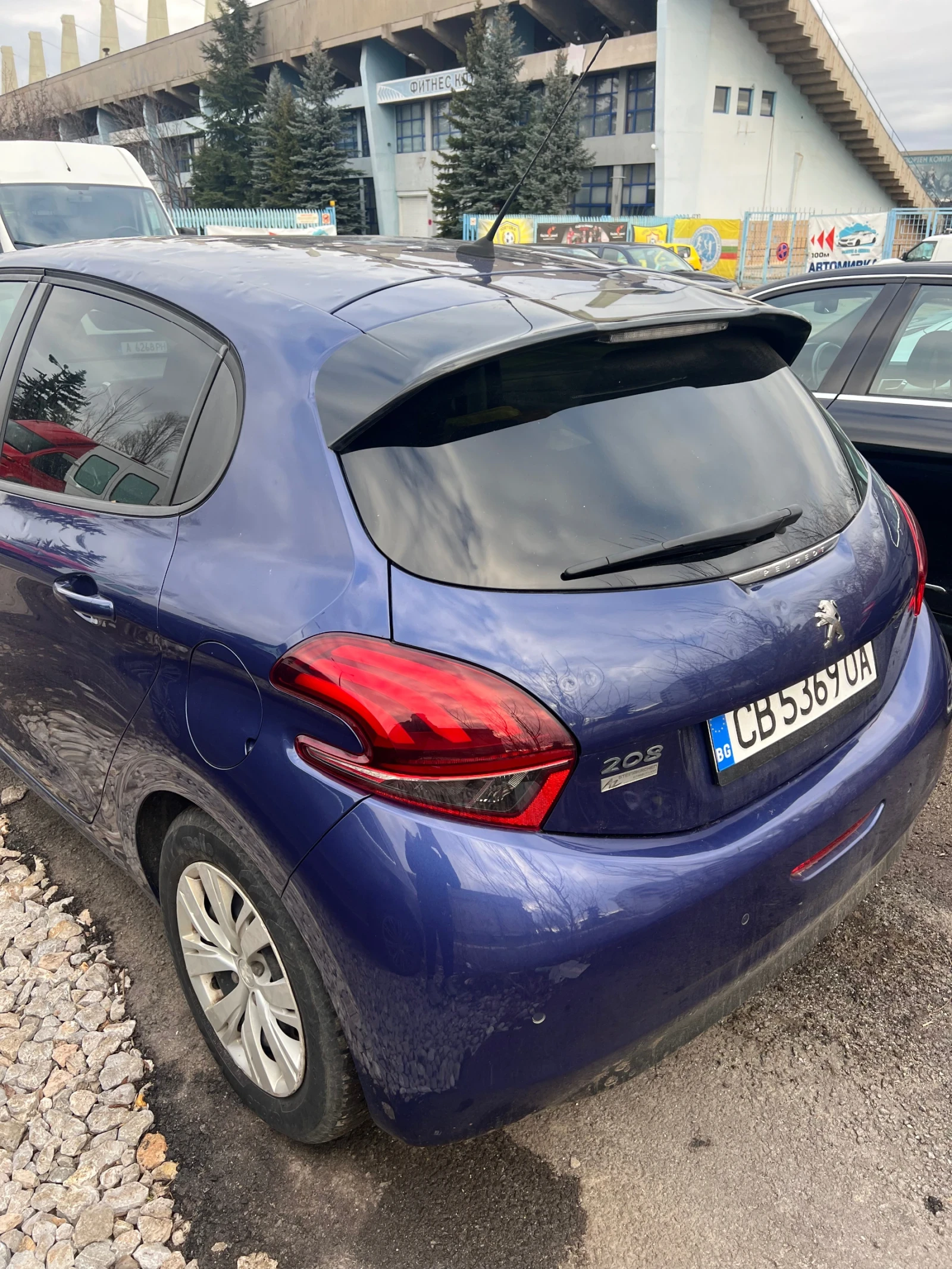 Peugeot 208  - изображение 2