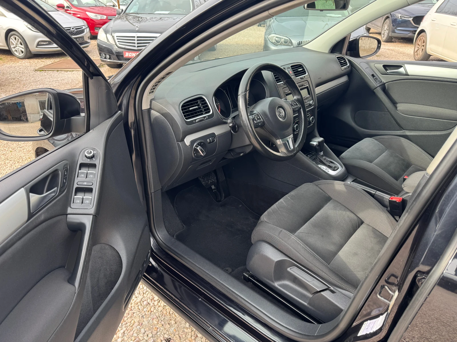 VW Golf 2.0TDI-АВТОМАТ - изображение 8