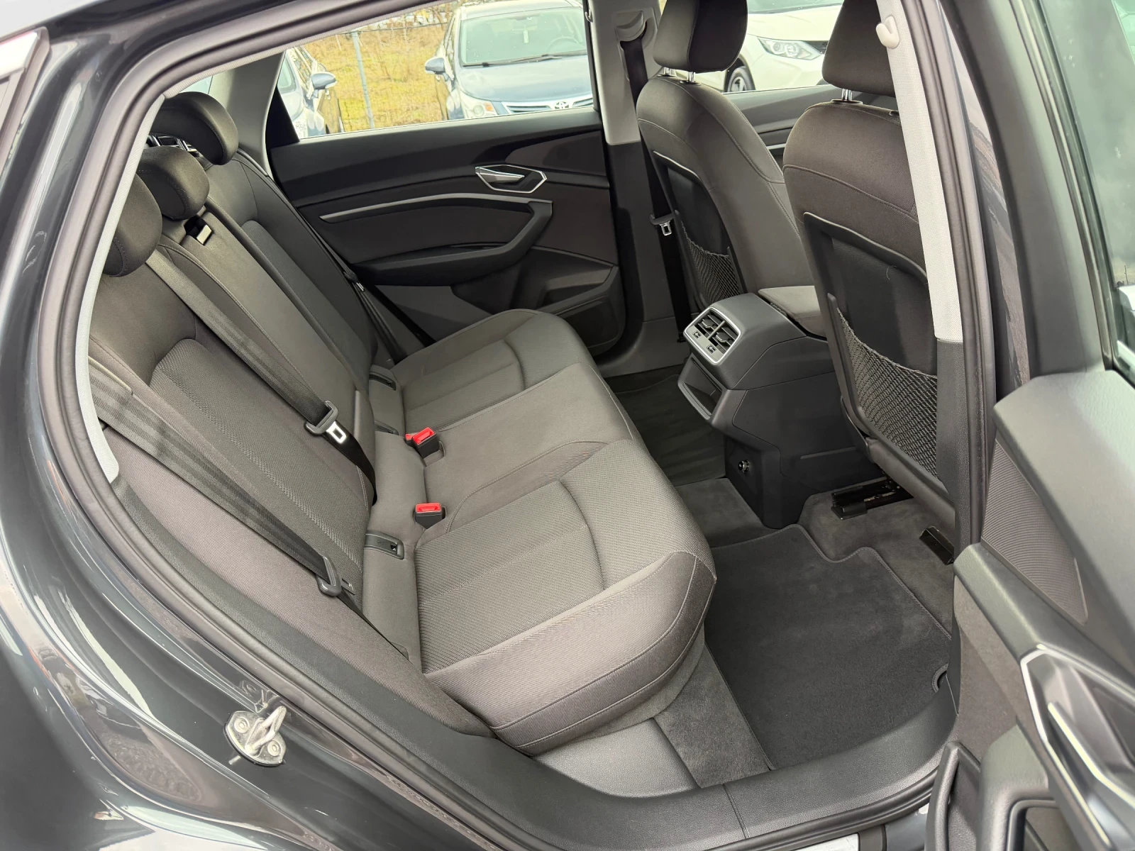 Audi E-Tron 55 Quattro, Sportback, 95 kWh, � ��������, 12.2020 | Mobile.bg � ����������� 12