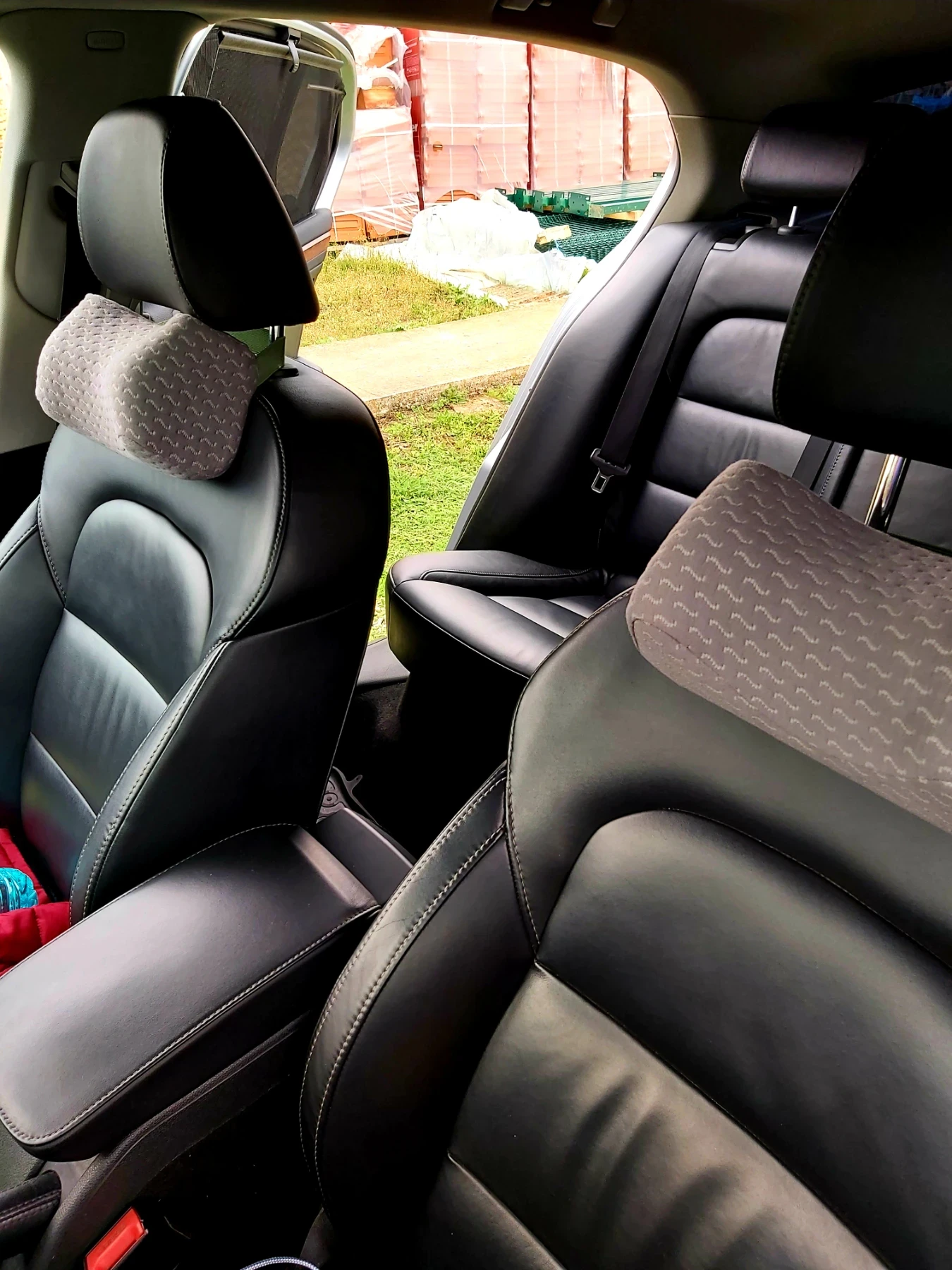 Skoda Superb 2.0TDI 125KW DSG , снимка 3 - Автомобили и джипове - 54001622