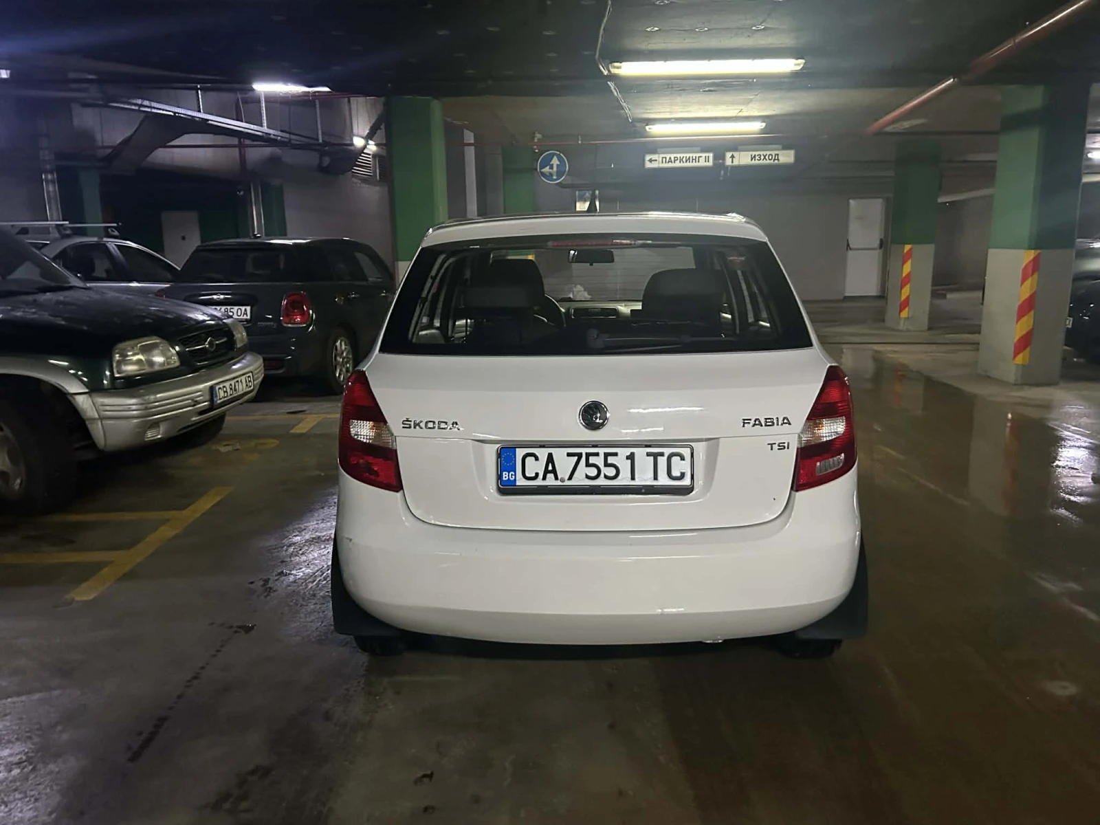 Skoda Fabia, снимка 10 - Автомобили и джипове - 54033177