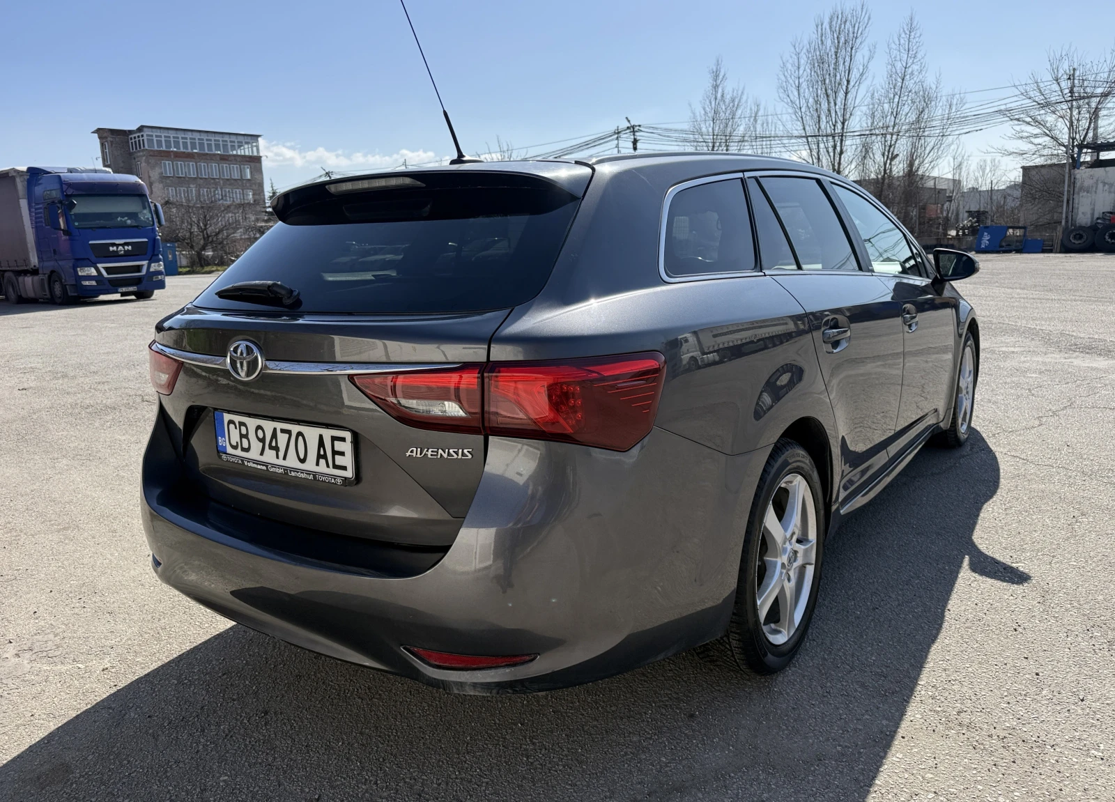 Toyota Avensis 1.6D4D EDITION S, снимка 5 - Автомобили и джипове - 54240539